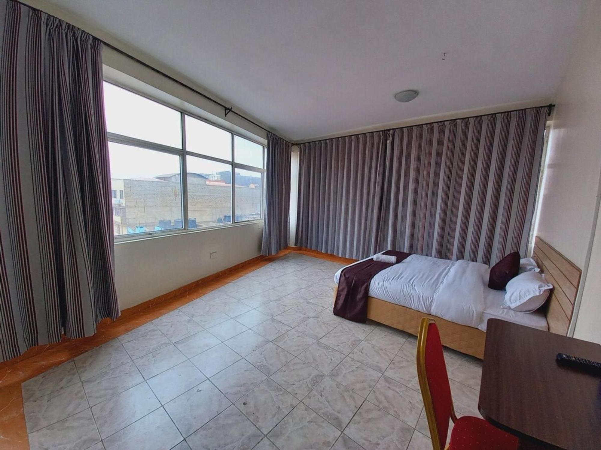 Fahari Bliss Hotel Найроби Екстериор снимка